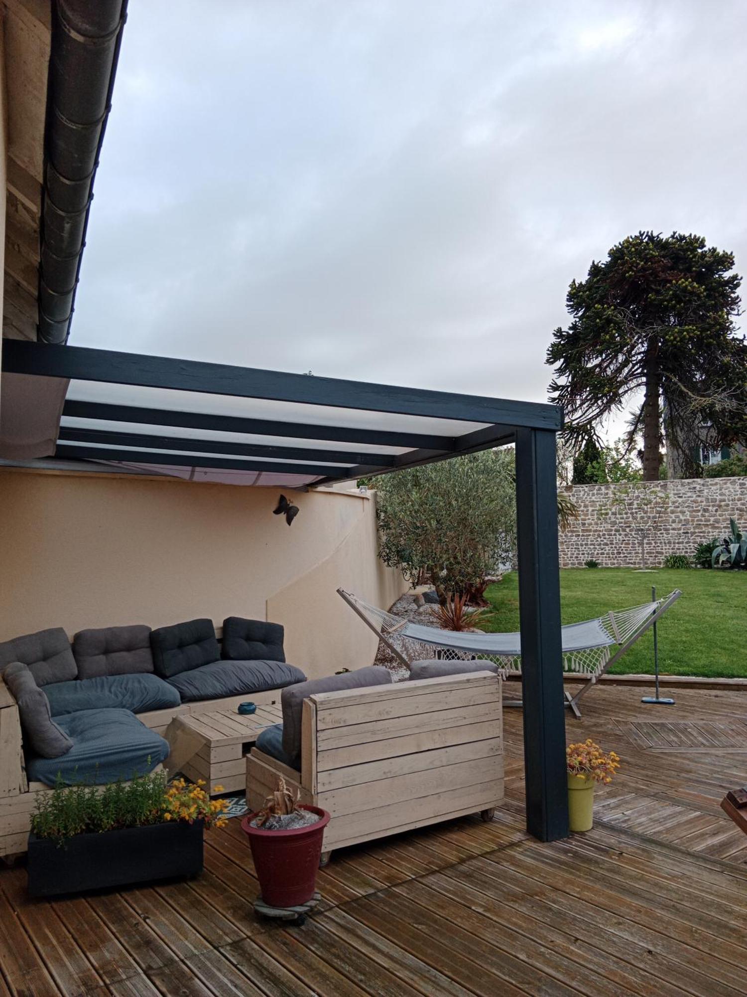 Les Palmiers Bed & Breakfast Bayeux Exterior foto