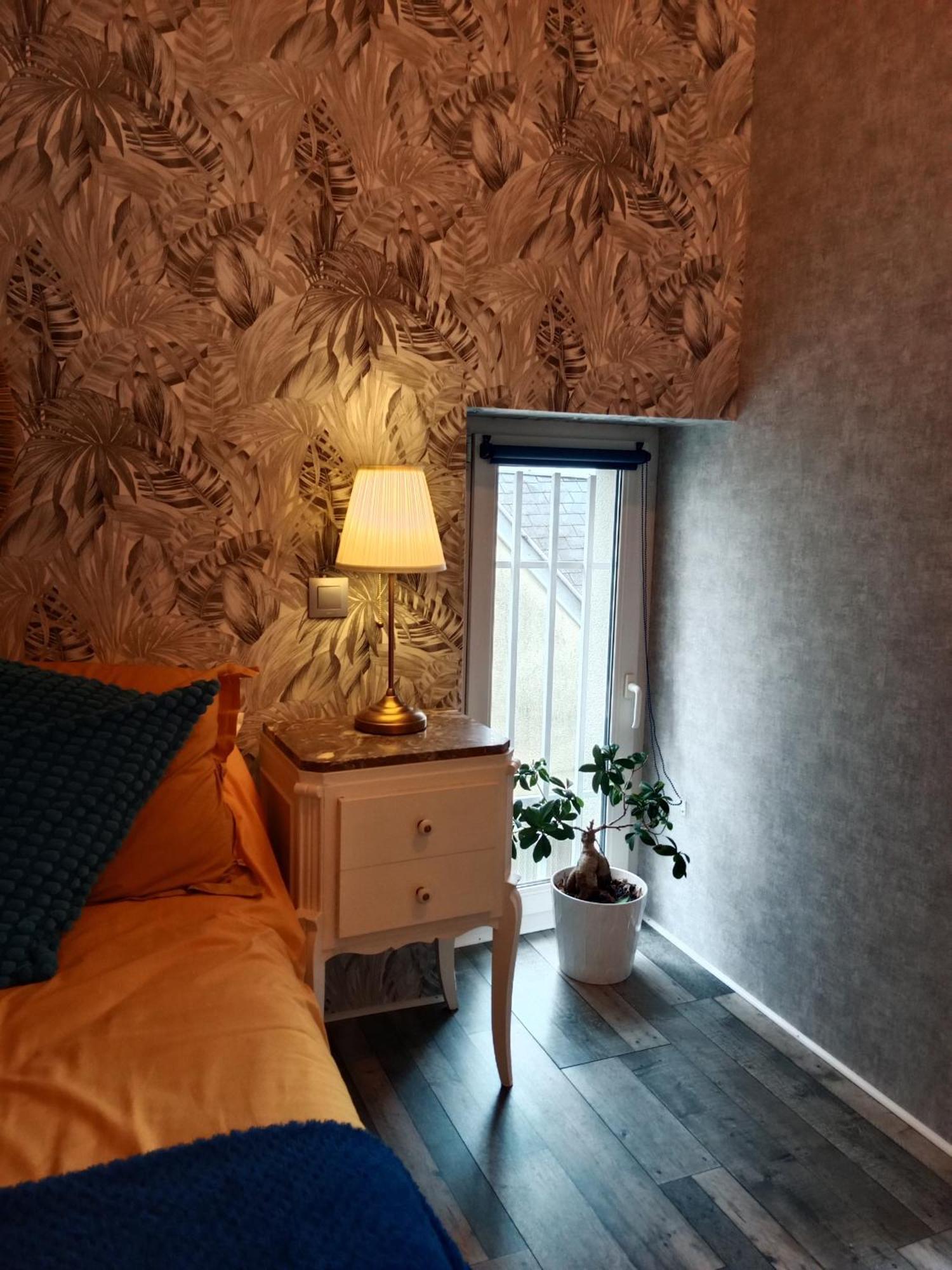 Les Palmiers Bed & Breakfast Bayeux Exterior foto